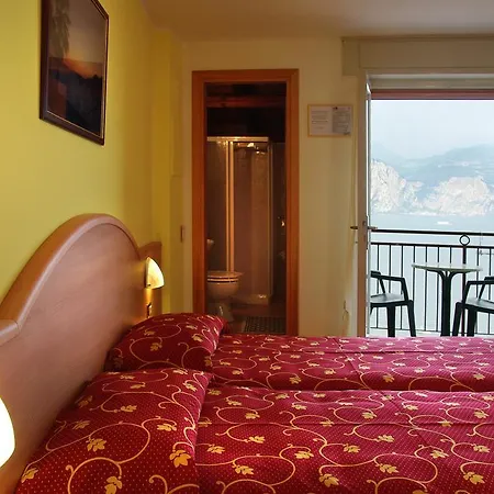 Panoramica Brenzone sul Garda
