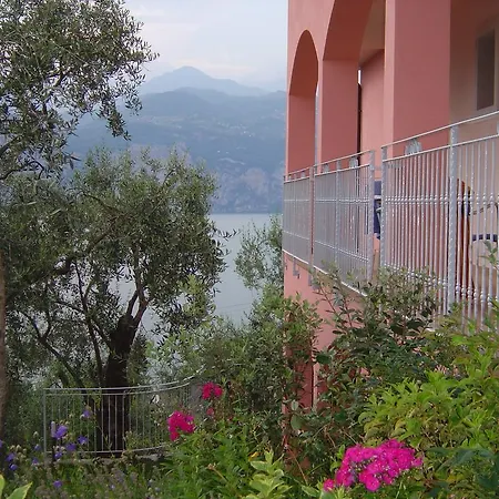 Panoramica Hotel 2*